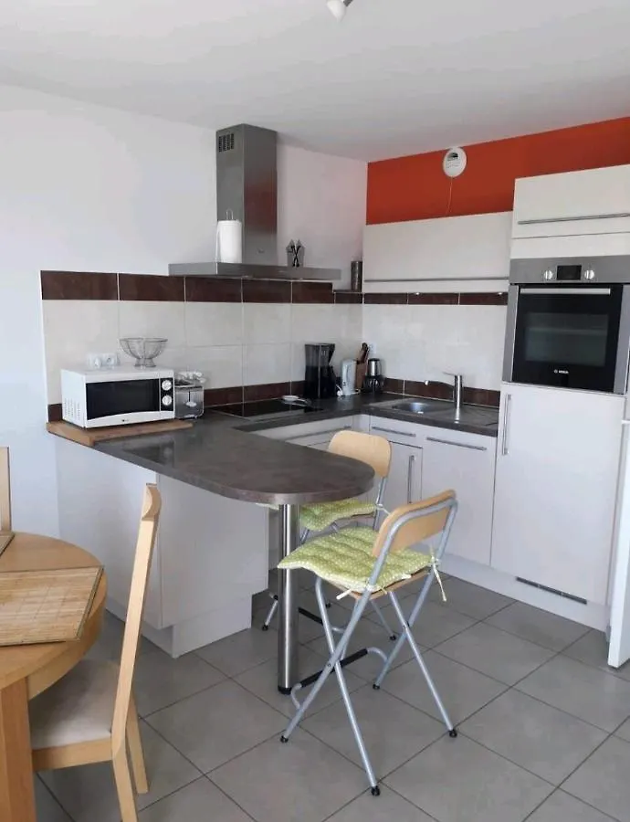 Appartement Entier, 3 Etoiles, 4 Personnes,Vue Mer Audierne 0*,