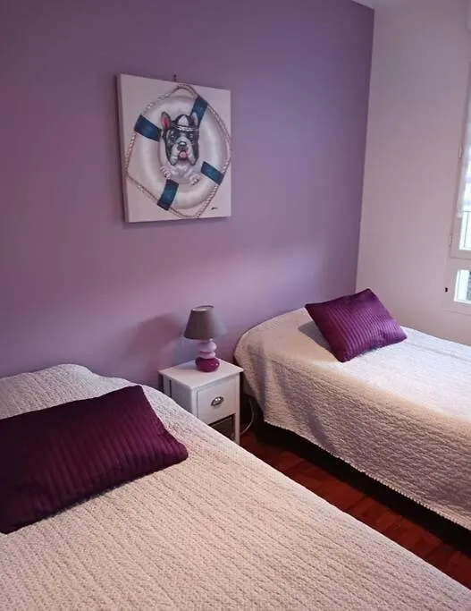 Appartement Entier, 3 Etoiles, 4 Personnes,Vue Mer Audierne 0*,  France